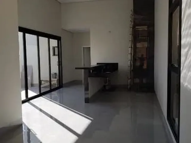 Imagem: Casa com 3 Quarto(S) no Bairro. em Cuiabá