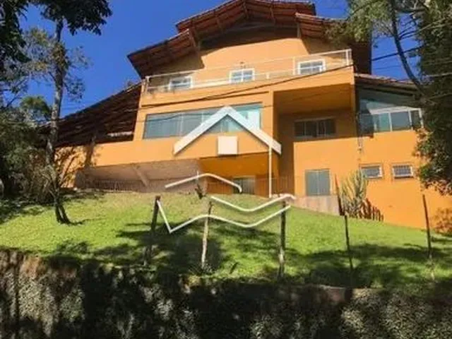 Imagem: Petrópolis - Casa Padrão - Castelanea