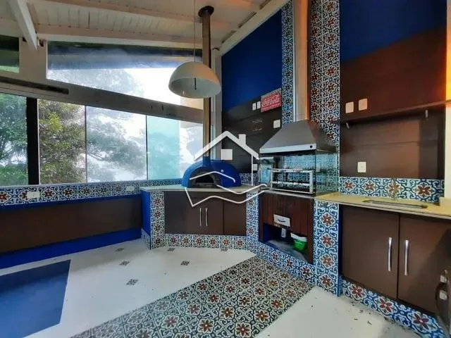 Imagem 2: Petrópolis - Casa Padrão - Castelanea