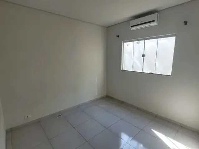 Imagem 2: Apê Térreo. Jardim Imá. de 2 Quartos com Ar Condicionado e Armário Cozinha. Semi Novo