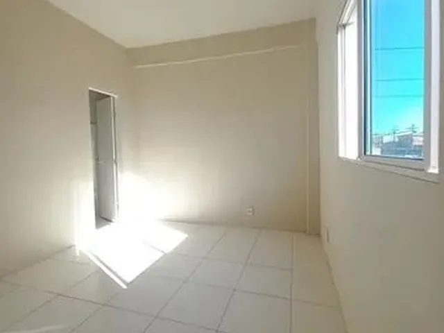 Imagem 9: Apartamento com 02 Quartos Sendo 1 Suíte, Wc, Sala, Cozinha e Área de Serviço