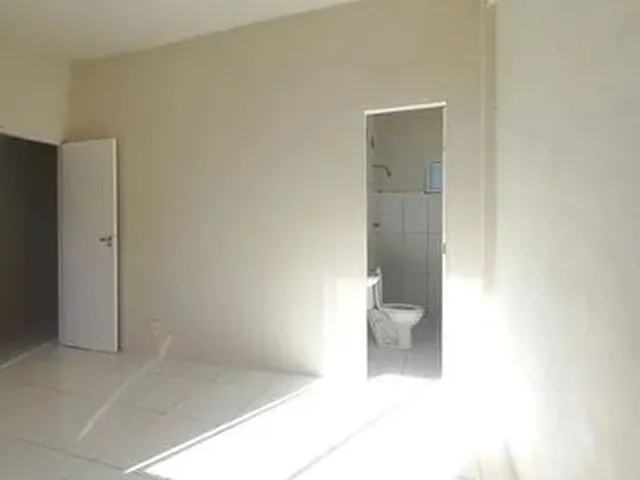 Imagem 8: Apartamento com 02 Quartos Sendo 1 Suíte, Wc, Sala, Cozinha e Área de Serviço