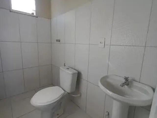 Imagem 12: Apartamento com 02 Quartos Sendo 1 Suíte, Wc, Sala, Cozinha e Área de Serviço