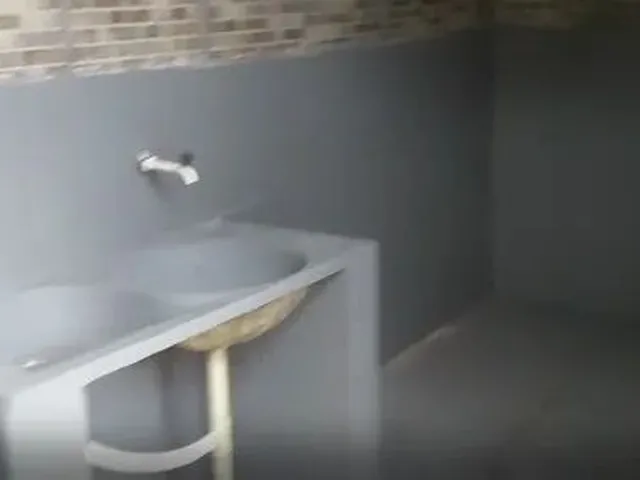 Imagem 4: Alugo Quarto com Banheiro, Forquilha