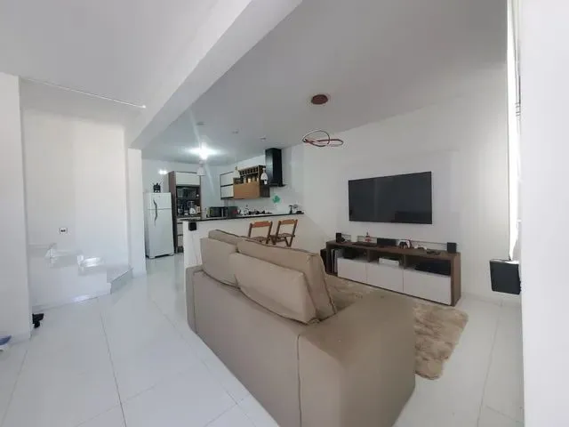 Imagem 2: Casa Duplex Casa em condomínio com 3 dormitórios