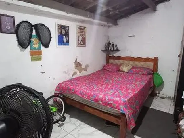 Imagem 5: Casa em Rua Pública