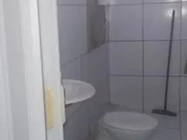 Imagem 2: Casa em Rua Pública