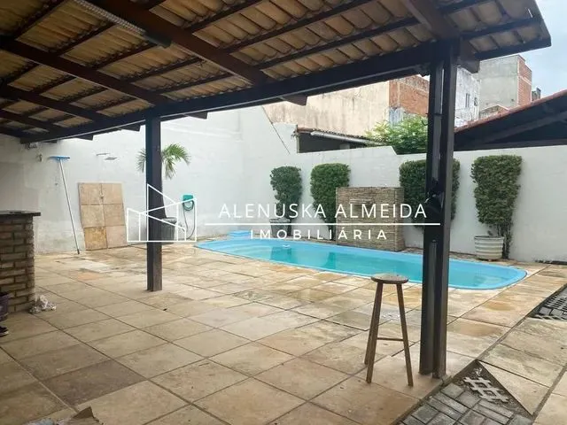 Imagem: Casa Disponível para Locação no Condomínio