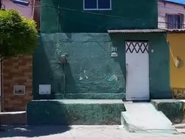 Imagem: Alugo Casa Duplex 4 Quartos e 2 Banheiros