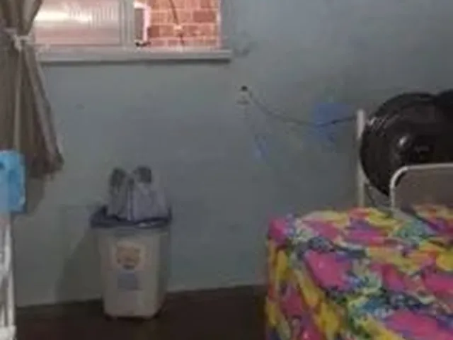 Imagem 2: Alugo Casa Duplex 4 Quartos e 2 Banheiros