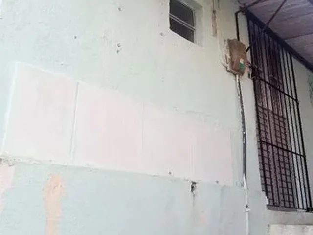 Imagem: A casa possui 1 Dormitório, 1 Banheiro e está localizado