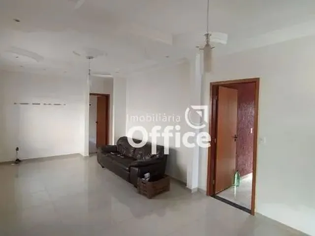 Imagem 10: Casa com 3 Dormitórios para Alugar, 150 M² por R$ 2.500,00/Mês - Anápolis City