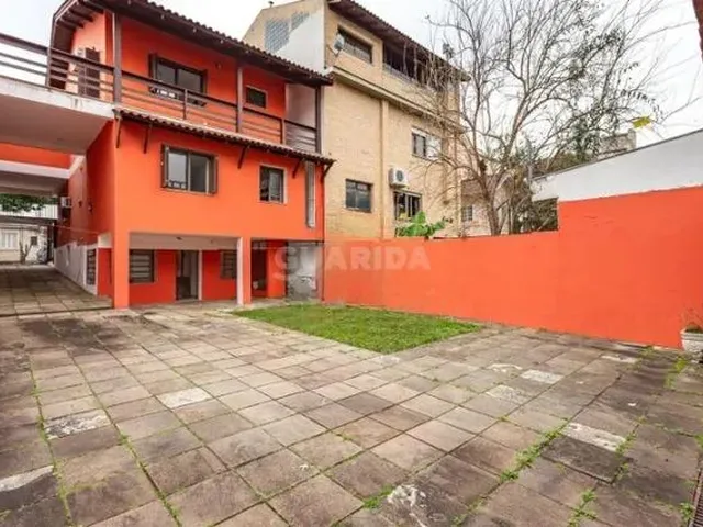 Imagem: Casa de 04 Dormitórios Sendo Uma Suíte