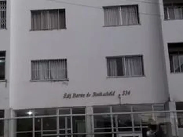 Imagem: 2/4 Revertido para 03, Sendo 02 Suites para