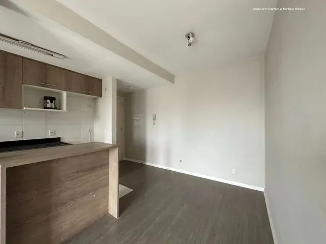 Imagem: O apartamento possui 2 Dormitórios, 1 Banheiro, 1 Vaga na