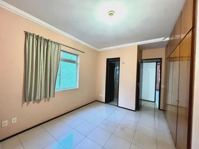 Imagem 16: Com 03 Suítes, Varanda, Sala Ampla e Lavabo, Este Imóvel Oferece Um Ambiente