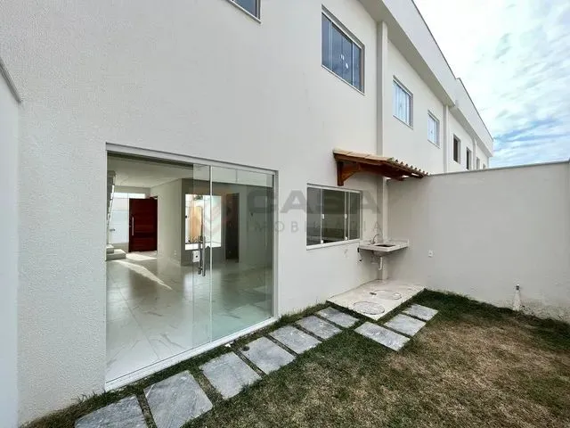 Imagem 2: Dno Linda Casa Duplex em Morada de Laranjeiras