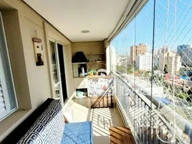 Imagem: O apartamento possui 3 Dormitórios, 1 Suíte, 1 Banheiro,