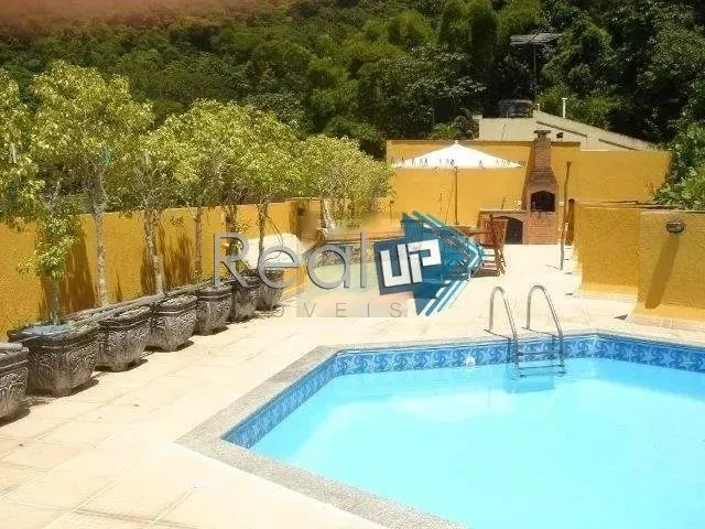 Imagem: Cosme Velho - Excelente Residencia Duplex
