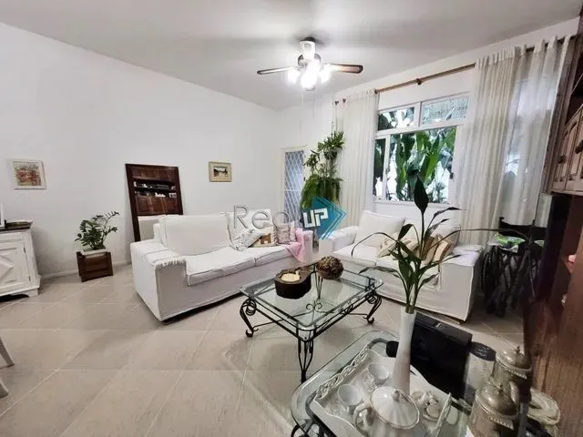 Imagem: Casa Duplex com 3 Quartos e Vaga no Humaitá