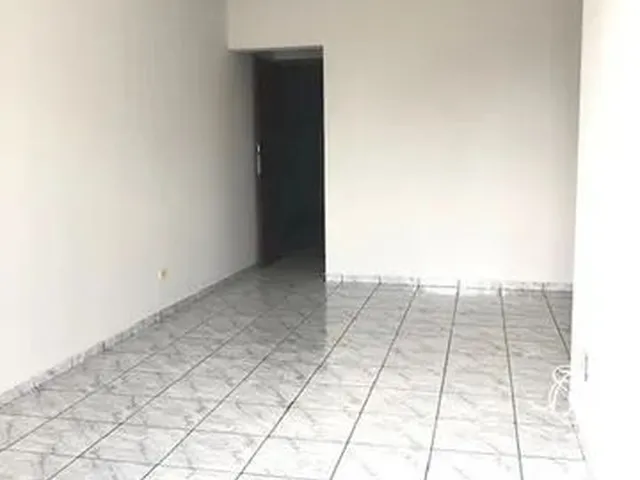 Imagem 7: Apartamento com 3 Quartos no Edifício Hedi - Bairro Centro em Londrina