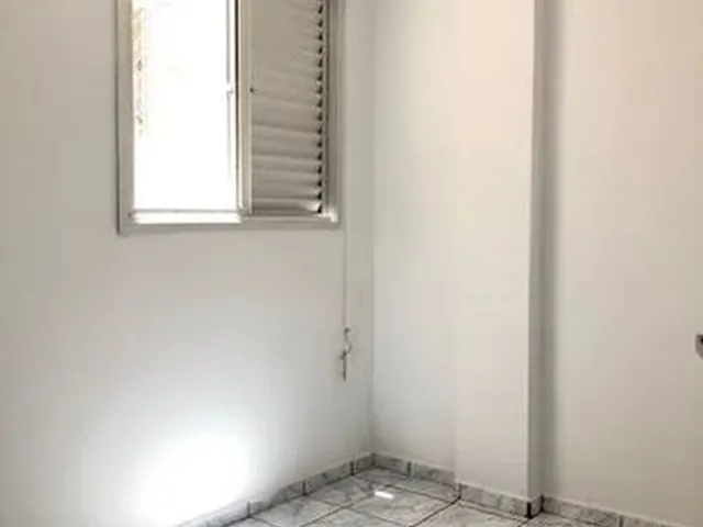 Imagem 14: Apartamento com 3 Quartos no Edifício Hedi - Bairro Centro em Londrina