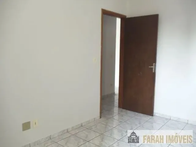 Imagem 9: Apartamento com 3 Quartos no Edifício Hedi - Bairro Centro em Londrina