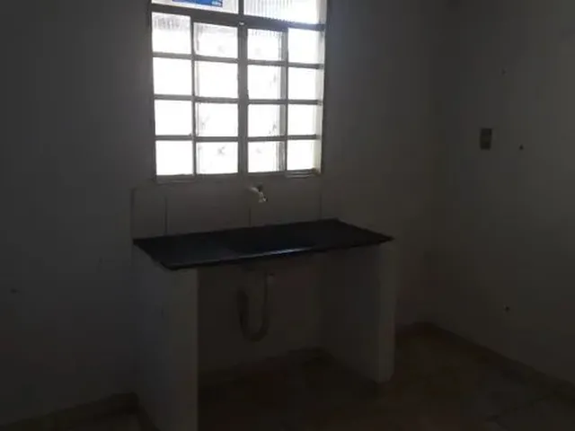 Imagem: Aluga Casa de 2/4 no Jardim Todos Santos