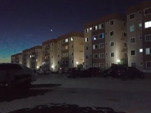 Imagem: Divido Apartamento em Condomínio Fechado!