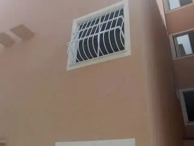 Imagem 2: Divido Apartamento em Condomínio Fechado!