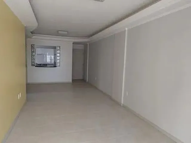 Imagem 5: Amplo Apto de 2 Quartos com Suíte Estreito Fpolis