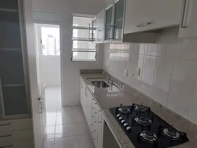 Imagem 4: Amplo Apto de 2 Quartos com Suíte Estreito Fpolis