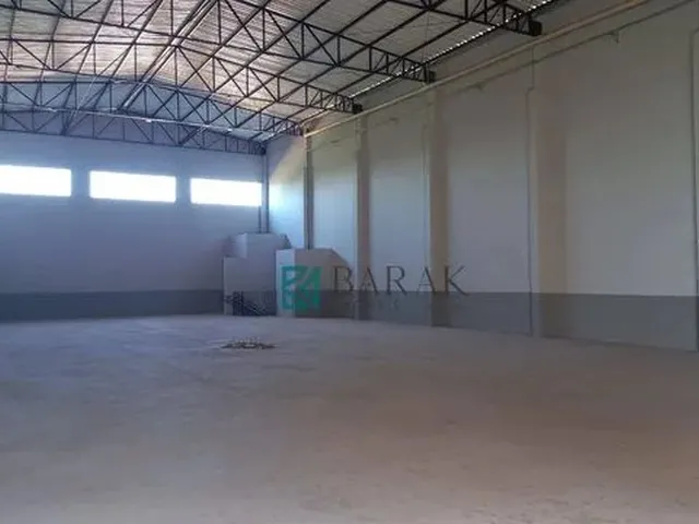 Imagem: Alugo Lindo Barracão Recém Construído