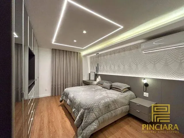Imagem: Apartamento com 4 Dormitórios À Venda
