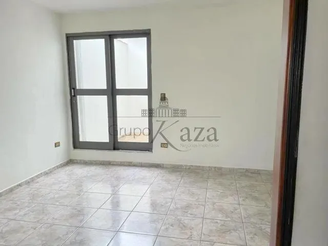 Imagem: Jacareí - Casa Padrão - Cidade Jardim