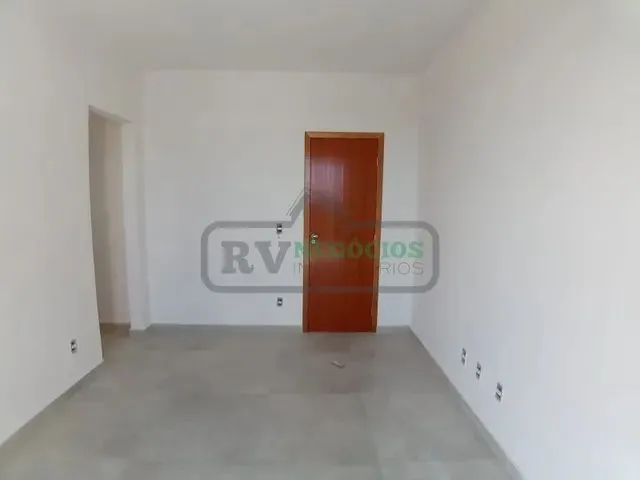 Imagem 6: )(- Linda de Mais Casa Triplex Nova com 2 Quartos e Grande Quintal em Parque