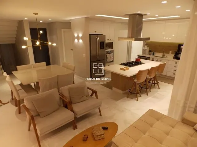 Imagem 4: Residência de Luxo com 4 Suites no Uberaba