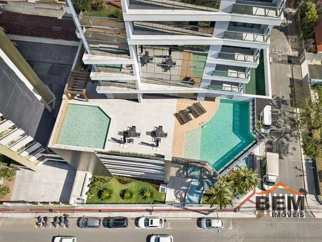 Imagem: Apartamento com 4 Dormitórios À Venda