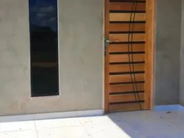 Imagem: Vende-Se Uma Casa