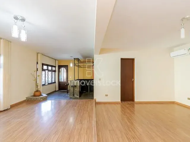 Imagem 1: Casa Comercial no Ahu!