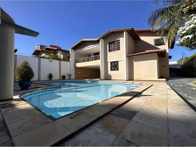 Imagem: Alugo Casa com 8 Quartos no Bairro Luciano