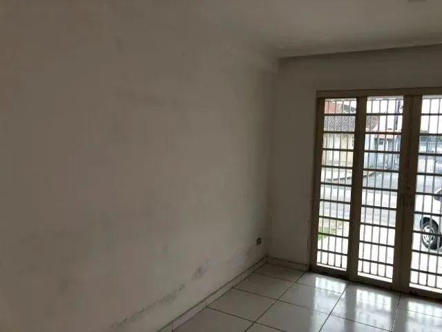 Imagem 4: ? Espaçosa Casa no Alto Boqueirão de 3 Quartos com Área de Churrasqueira Coberta ?