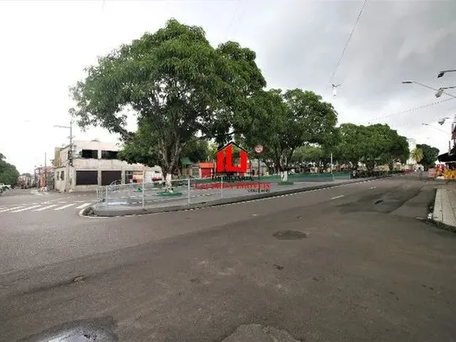 Imagem 7: Casa Comercial na Praça do Carangueijo no Eldorado