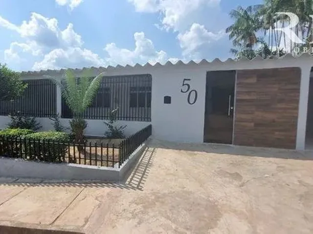 Imagem: Casa com 2 Dormitórios À Venda, 188 M²