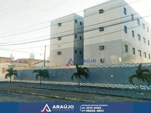 Imagem: O apartamento possui 2 Dormitórios, 1 Suíte, 2 Banheiros,