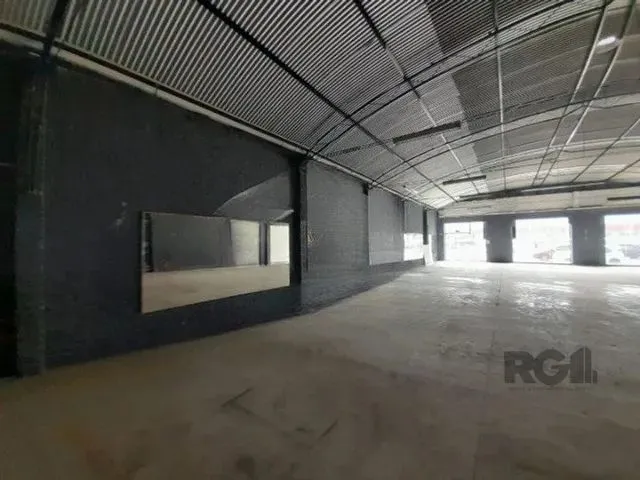 Imagem 5: Depósito/Pavilhão em Floresta