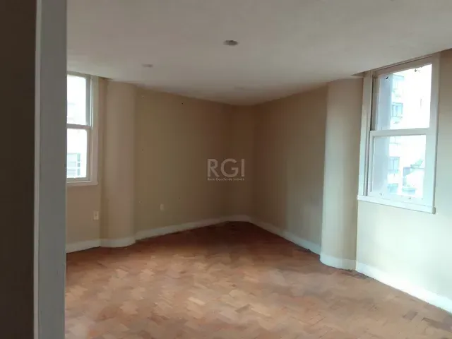 Imagem 8: Conjunto/Sala para Venda - 112.6M², 0 Dormitórios, Centro Histórico