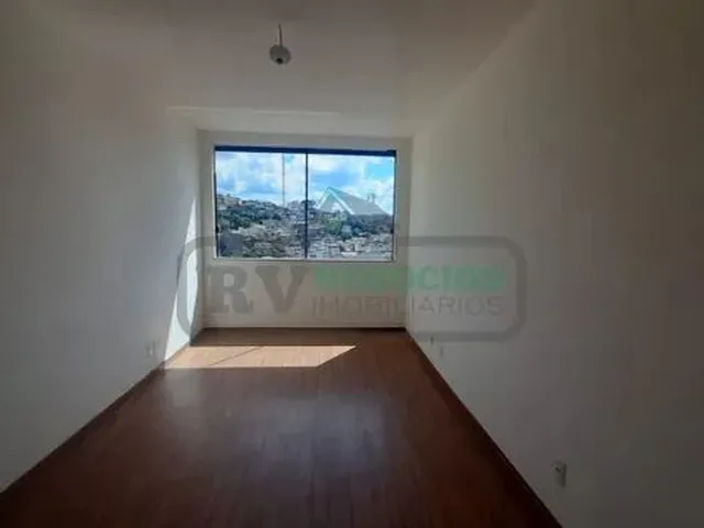 Imagem 2: )(- Excelente Casa Nova com 3 Quartos 3 Vagas e Ampla Área Externa Gramada em Bairro