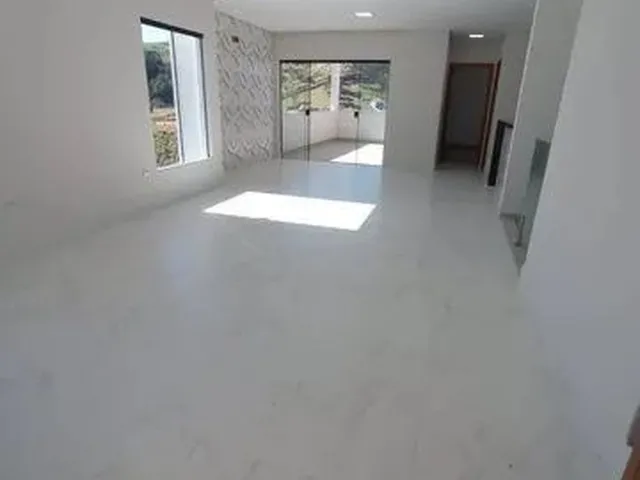 Imagem 2: Oportunidade, Casa no Vale dos Cristais, Conceito Moderno!