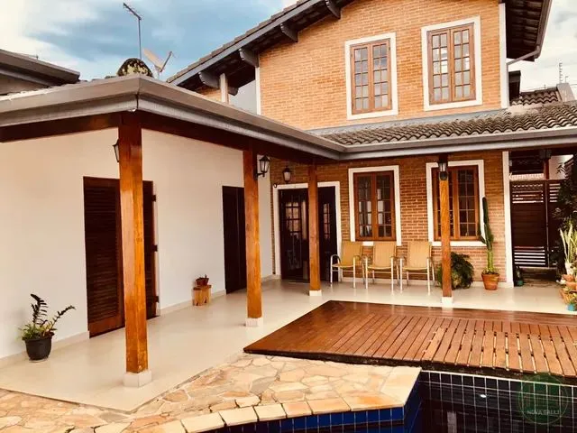 Imagem: Casa Alto Padrão com 3 Dormitórios e em